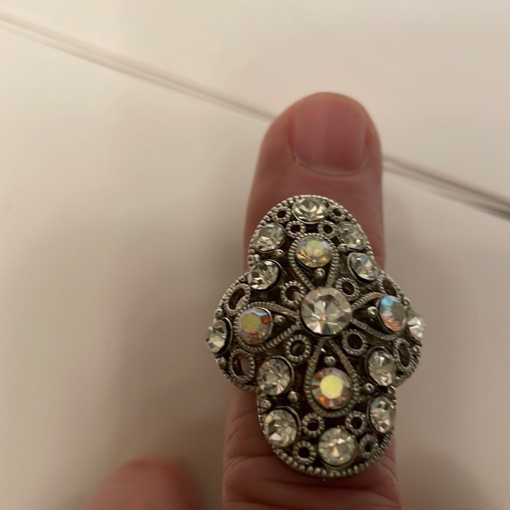 Artisan Diamonelle Crown Basket Setting with Filigree & Adjustable Back … - Picture 2 of 4